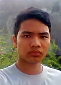 Hug0048 001 001 001